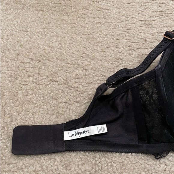 Preowned Le Mystere underwire Black Bra 32F - Picture 5 of 7
